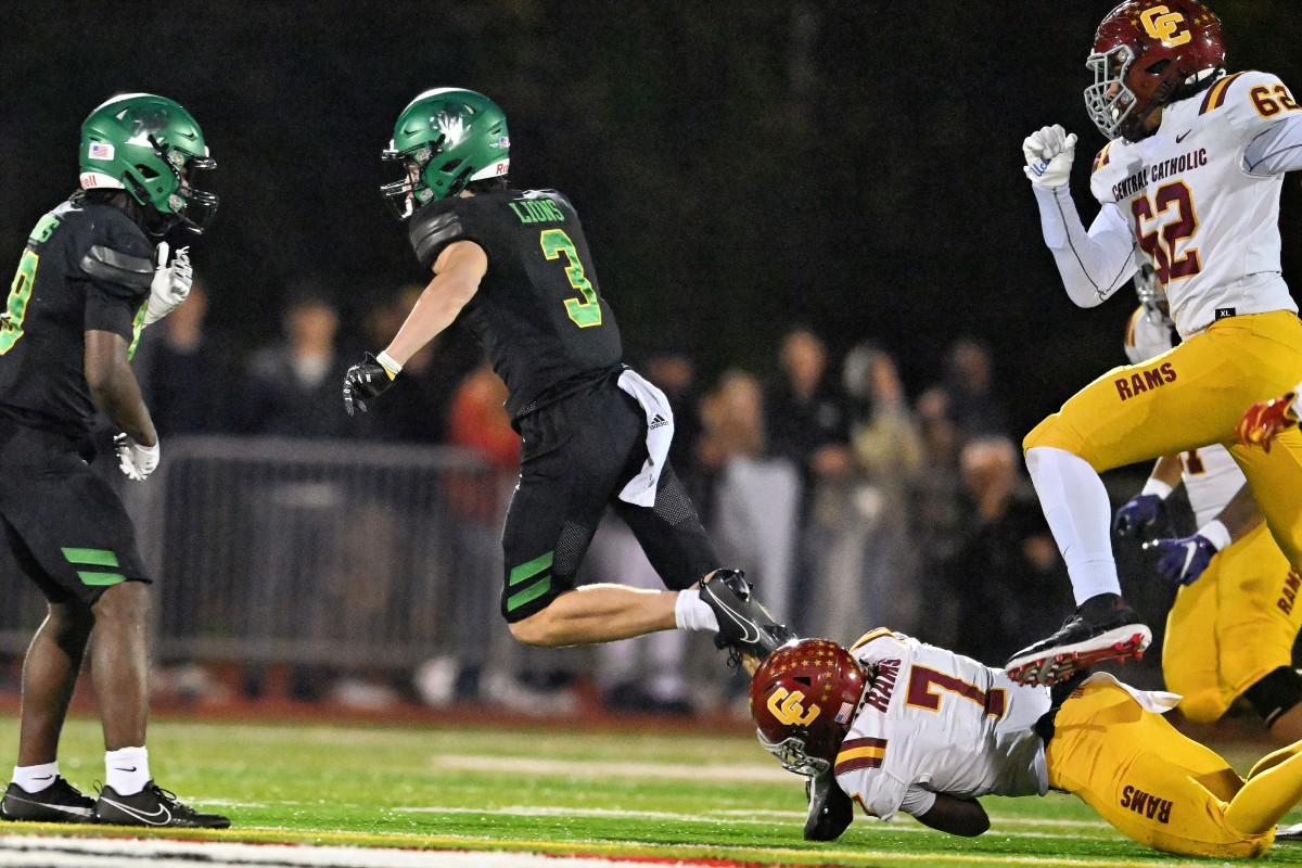 a Central Catholic West Linn 6A Oregon football semifinal November 17 2023 Leon Neuschwander 61
